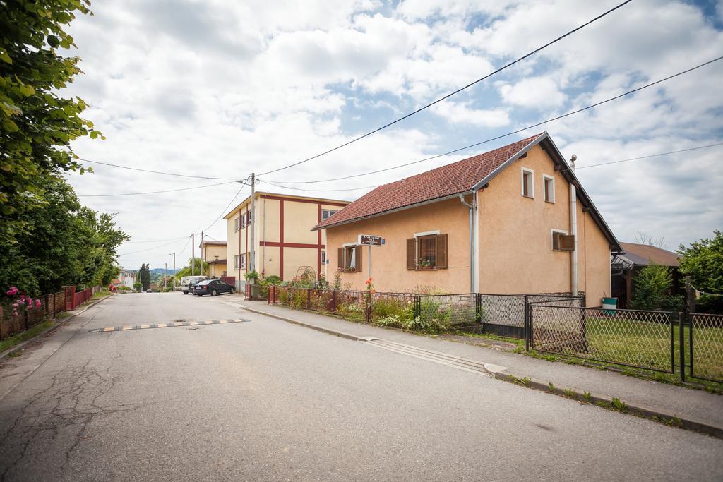 Apartment Tomasevic Slunj Exterior foto